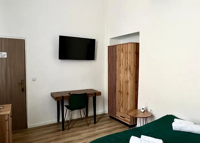 Pensjonat Homeland Center 3*